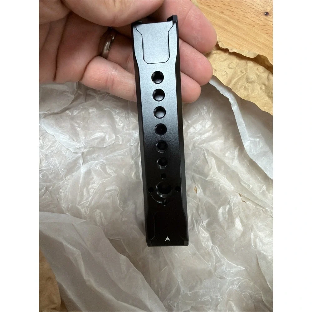 SmallRig 5647 Cage Kit w Top Handle for Nikon‎ ZR30 Camera Open Box